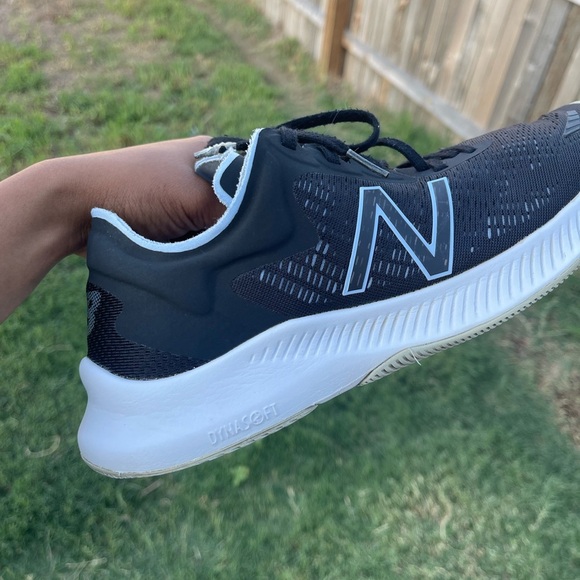 New Balance Women's Dynasoft Pesu VI Running Shoes - WPESULK1 - Size 11B - NIB - Picture 6 of 8